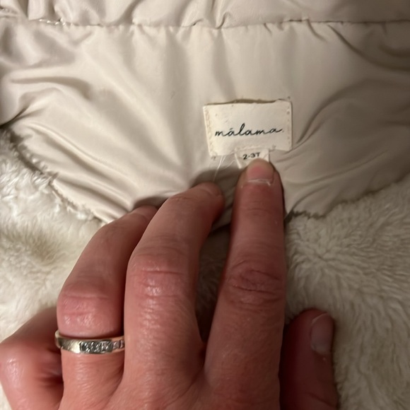 Winter coat for toddler - Picture 3 of 7